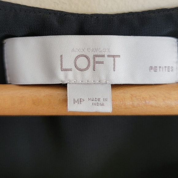 Loft | Petite Black & White Print Pleated Peplum Tank Top - Picture 2 of 5